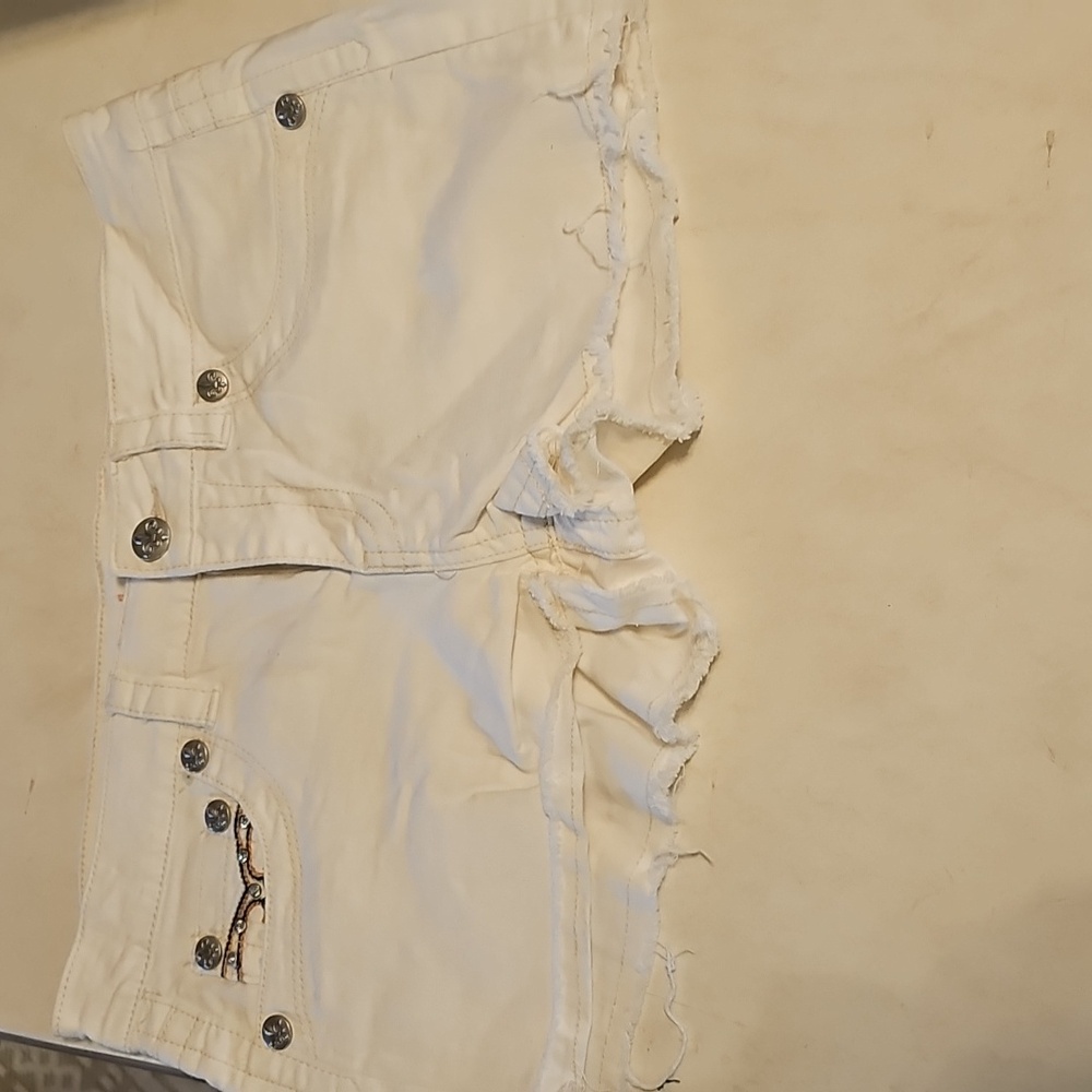 Rebal and soul shorts